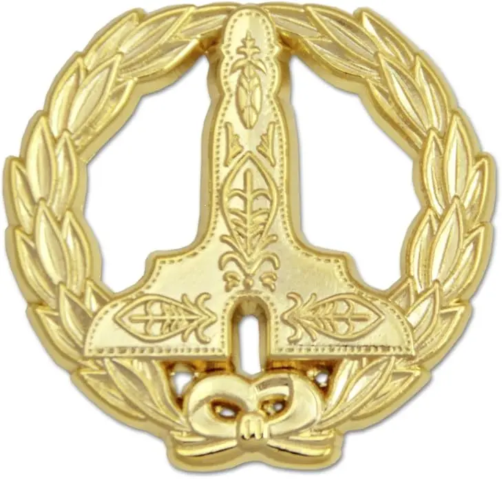 Wreathed Senior Warden Level Masonic Lapel Pin - [Gold][1 1/4'' Diameter] — product photo